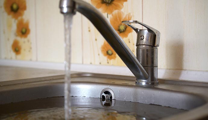 Kitchen sink overflow
